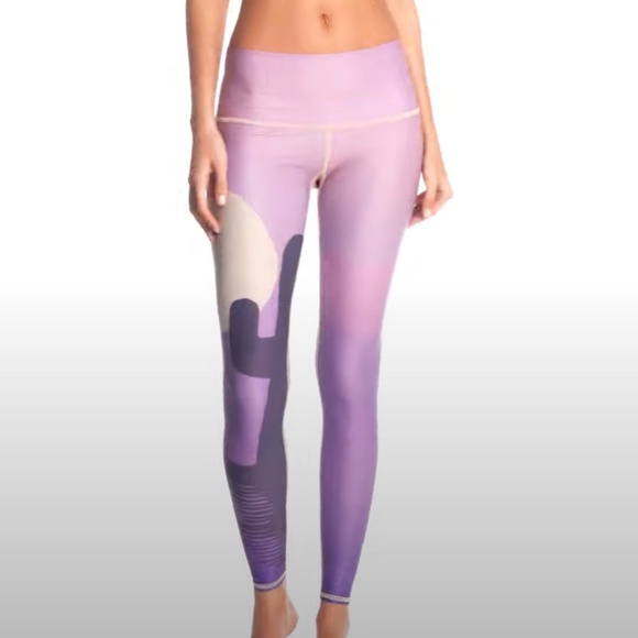 EUC Teeki Coyote Moon Dawn  Hotpant Legging Large - Picture 15 of 15